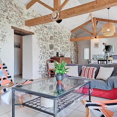 Charme Et Confort En Campagne, Wifi Holiday home Saint-Prouant