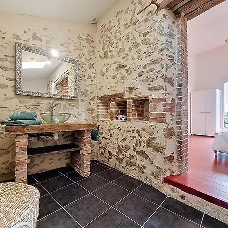 Holiday home Charme Et Confort En Campagne, Wifi